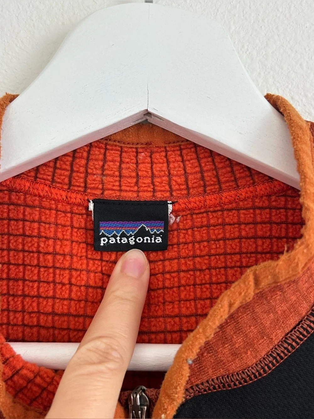 Patagonia Men’s Orange R1 Vest